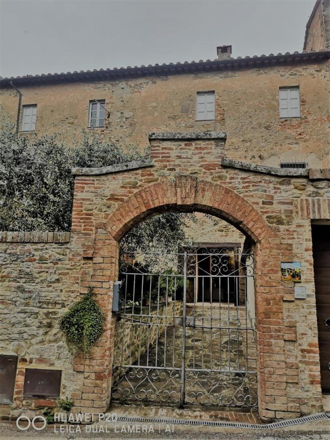 "Il Pollaio" Guests House Apartamento Panicale Exterior foto